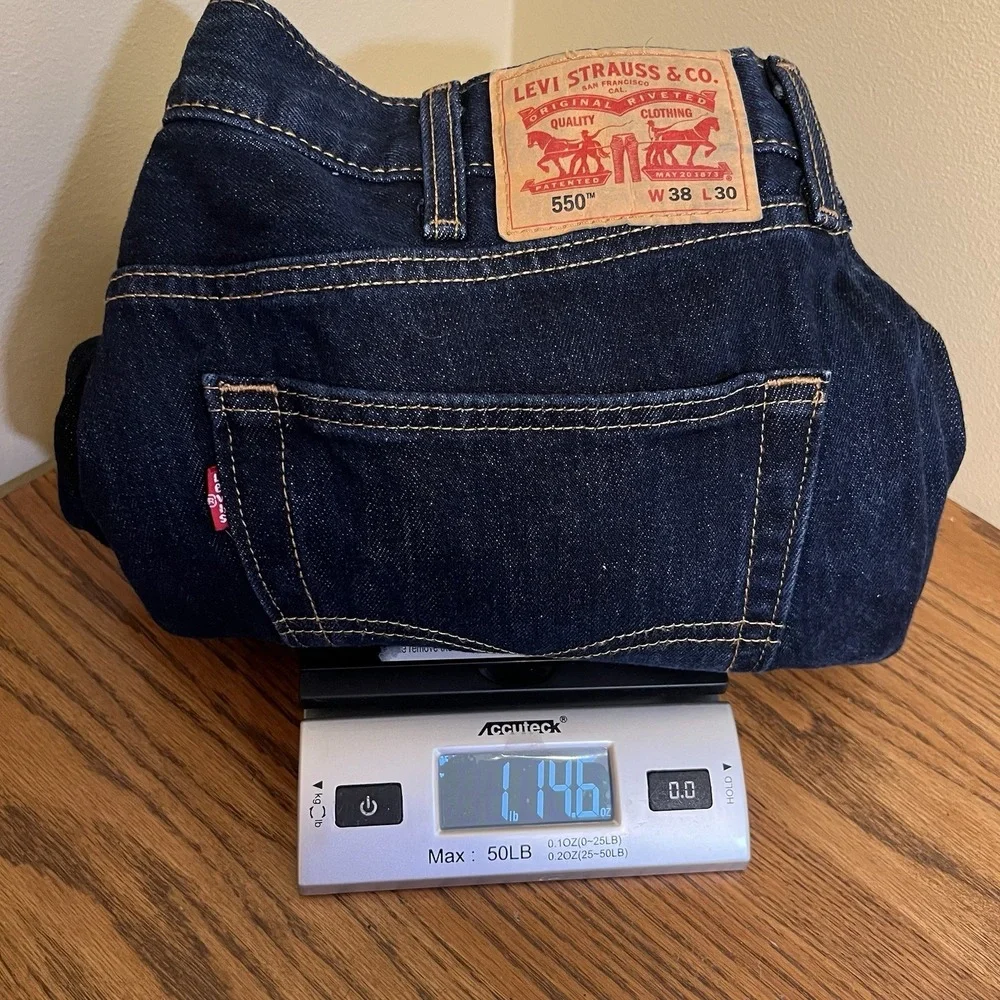 Levi's 550 Men's Jeans Size 38x30 Dark Wash Denim 100% Cotton Relaxed Fit
